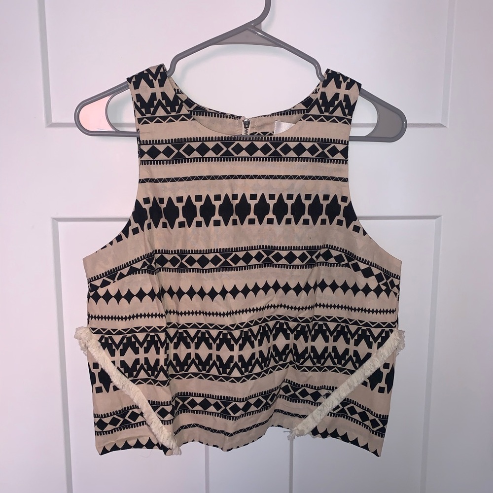 JOA Cropped Top Pattern Zipper Detail NWT